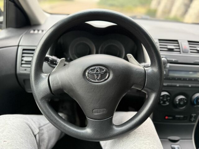 Черный Тойота Королла, объемом двигателя 1.6 л и пробегом 149 тыс. км за 6100 $, фото 19 на Automoto.ua