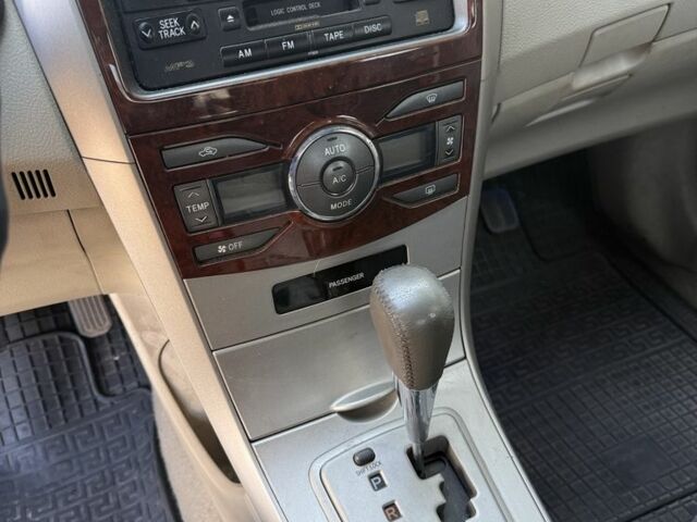 Черный Тойота Королла, объемом двигателя 1.8 л и пробегом 340 тыс. км за 5500 $, фото 5 на Automoto.ua