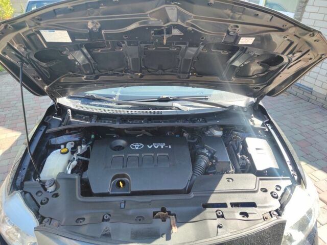 Черный Тойота Королла, объемом двигателя 1.6 л и пробегом 213 тыс. км за 6700 $, фото 12 на Automoto.ua