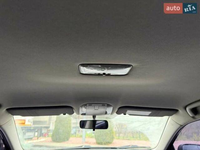 Черный Тойота Королла, объемом двигателя 1.6 л и пробегом 180 тыс. км за 5999 $, фото 16 на Automoto.ua