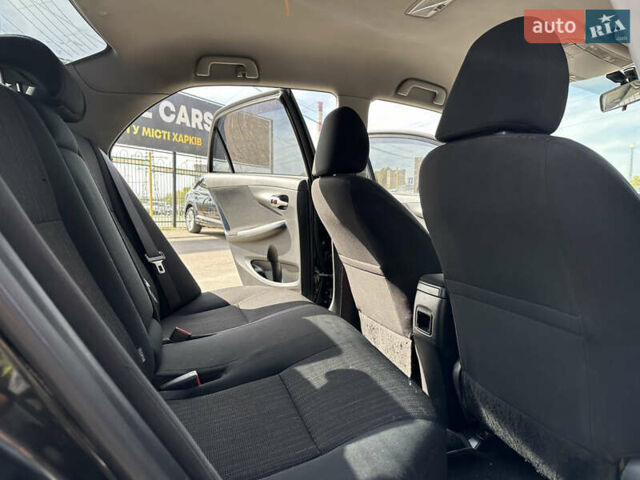 Черный Тойота Королла, объемом двигателя 1.6 л и пробегом 177 тыс. км за 7200 $, фото 17 на Automoto.ua