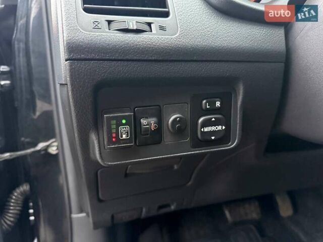 Черный Тойота Королла, объемом двигателя 1.59 л и пробегом 192 тыс. км за 9250 $, фото 18 на Automoto.ua