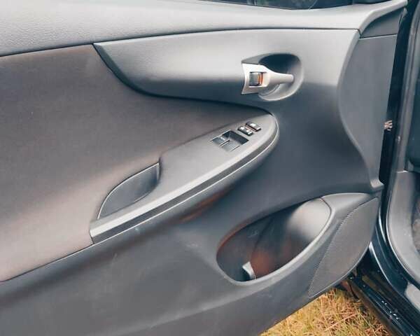 Черный Тойота Королла, объемом двигателя 1.36 л и пробегом 260 тыс. км за 6200 $, фото 15 на Automoto.ua