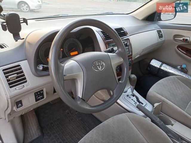 Черный Тойота Королла, объемом двигателя 1.6 л и пробегом 247 тыс. км за 7800 $, фото 14 на Automoto.ua