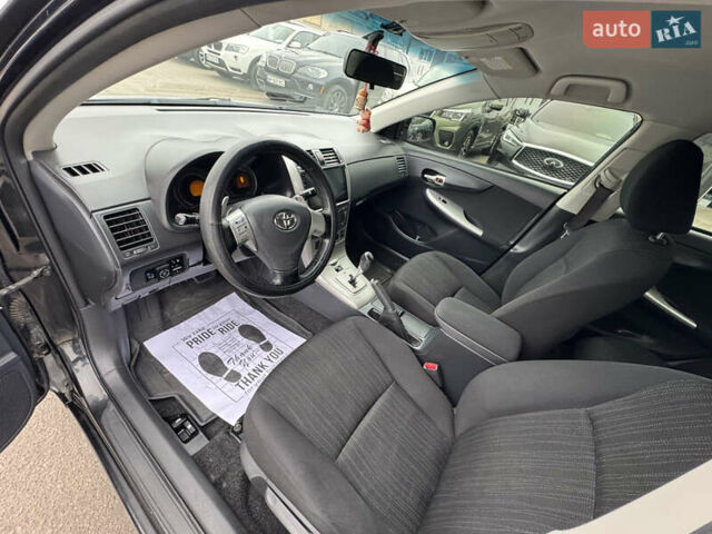 Черный Тойота Королла, объемом двигателя 1.6 л и пробегом 221 тыс. км за 6999 $, фото 10 на Automoto.ua