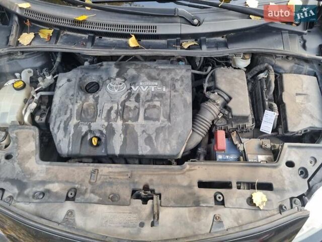 Чорний Тойота Королла, об'ємом двигуна 1.6 л та пробігом 212 тис. км за 6700 $, фото 5 на Automoto.ua