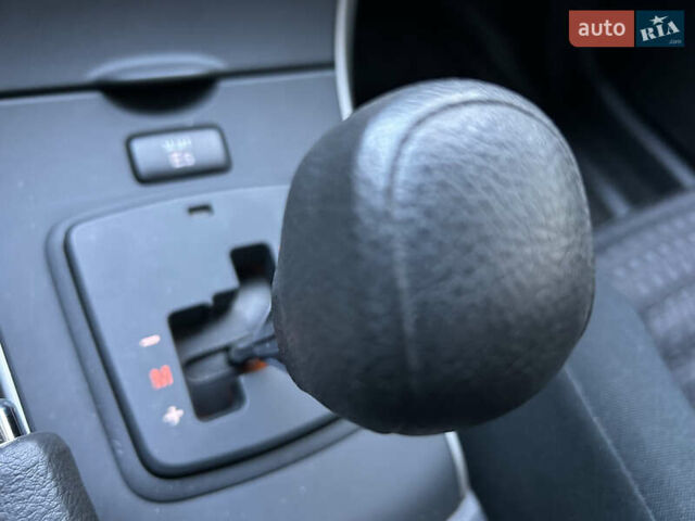 Черный Тойота Королла, объемом двигателя 1.6 л и пробегом 42 тыс. км за 10300 $, фото 23 на Automoto.ua