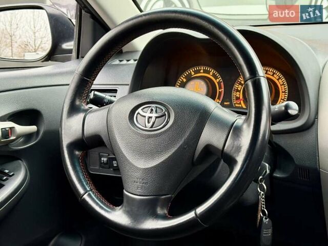 Черный Тойота Королла, объемом двигателя 1.6 л и пробегом 180 тыс. км за 6600 $, фото 13 на Automoto.ua