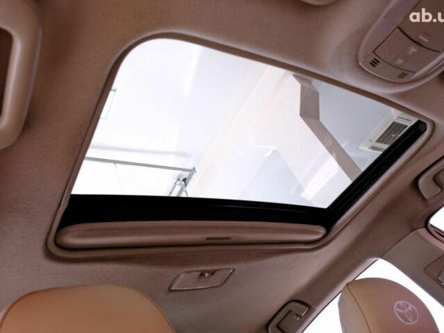 Черный Тойота Королла, объемом двигателя 1.6 л и пробегом 154 тыс. км за 9400 $, фото 7 на Automoto.ua