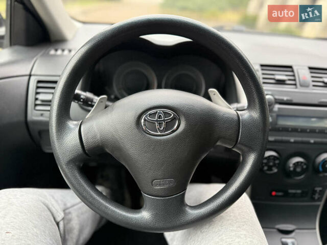 Черный Тойота Королла, объемом двигателя 1.6 л и пробегом 149 тыс. км за 5950 $, фото 30 на Automoto.ua