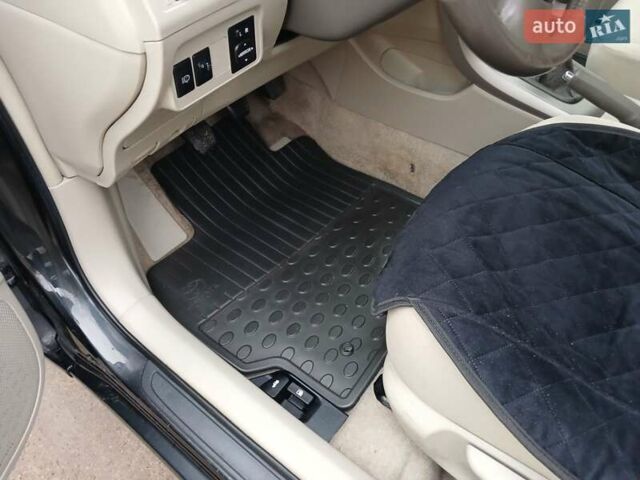 Чорний Тойота Королла, об'ємом двигуна 1.6 л та пробігом 132 тис. км за 7985 $, фото 21 на Automoto.ua