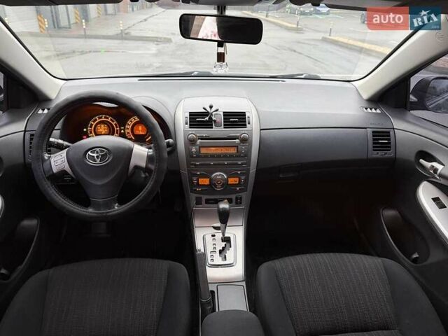 Черный Тойота Королла, объемом двигателя 1.59 л и пробегом 192 тыс. км за 9250 $, фото 21 на Automoto.ua