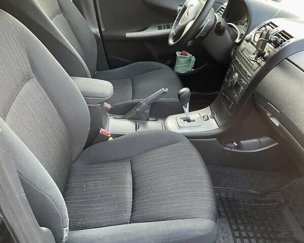 Черный Тойота Королла, объемом двигателя 1.59 л и пробегом 173 тыс. км за 7300 $, фото 11 на Automoto.ua