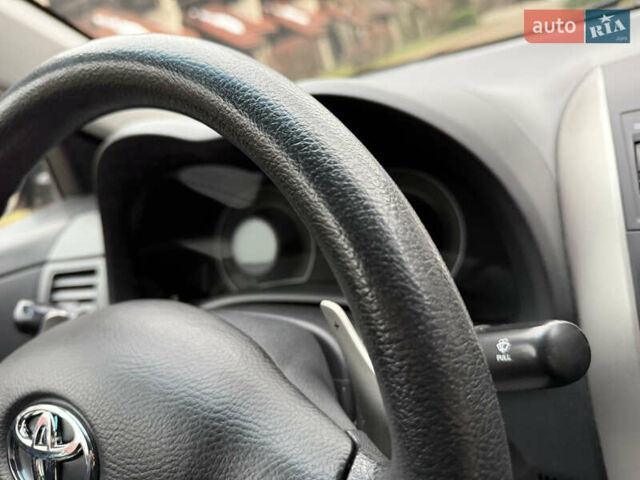 Черный Тойота Королла, объемом двигателя 1.6 л и пробегом 149 тыс. км за 5950 $, фото 33 на Automoto.ua