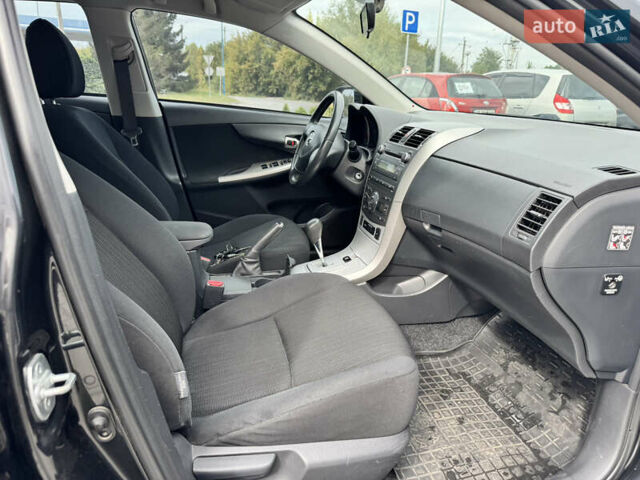 Черный Тойота Королла, объемом двигателя 1.6 л и пробегом 247 тыс. км за 5700 $, фото 16 на Automoto.ua