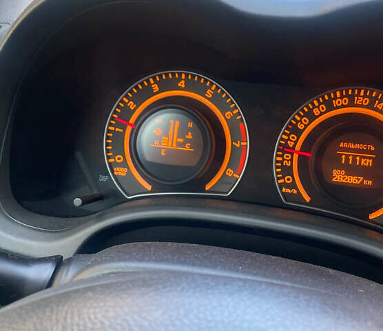Черный Тойота Королла, объемом двигателя 1.6 л и пробегом 283 тыс. км за 7000 $, фото 6 на Automoto.ua