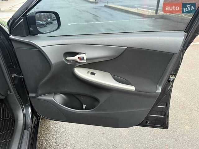 Черный Тойота Королла, объемом двигателя 1.59 л и пробегом 192 тыс. км за 9250 $, фото 28 на Automoto.ua