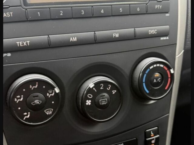 Черный Тойота Королла, объемом двигателя 0 л и пробегом 149 тыс. км за 7599 $, фото 10 на Automoto.ua