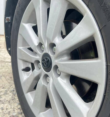 Черный Тойота Королла, объемом двигателя 1.8 л и пробегом 213 тыс. км за 7300 $, фото 5 на Automoto.ua