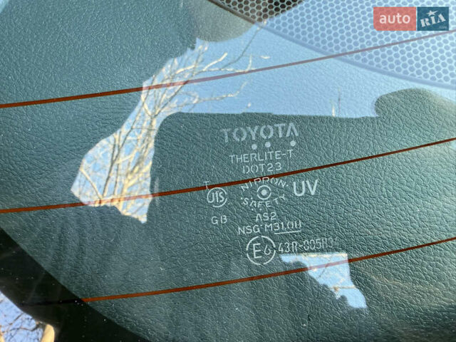 Черный Тойота Королла, объемом двигателя 1.6 л и пробегом 147 тыс. км за 6999 $, фото 105 на Automoto.ua