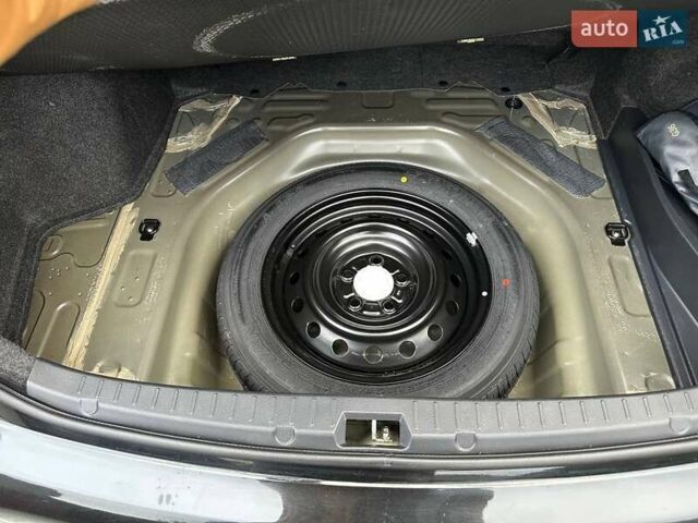 Чорний Тойота Королла, об'ємом двигуна 1.6 л та пробігом 49 тис. км за 9999 $, фото 31 на Automoto.ua