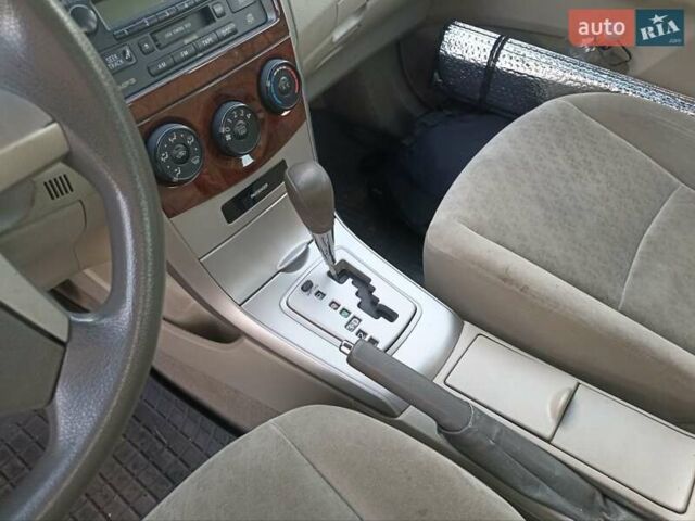 Черный Тойота Королла, объемом двигателя 1.6 л и пробегом 247 тыс. км за 7800 $, фото 15 на Automoto.ua