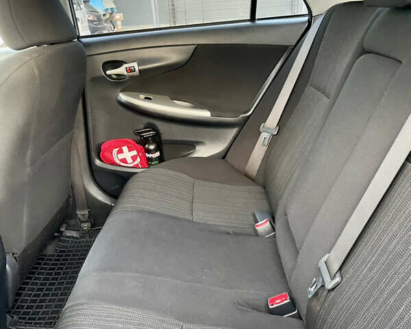 Черный Тойота Королла, объемом двигателя 1.59 л и пробегом 173 тыс. км за 7300 $, фото 17 на Automoto.ua