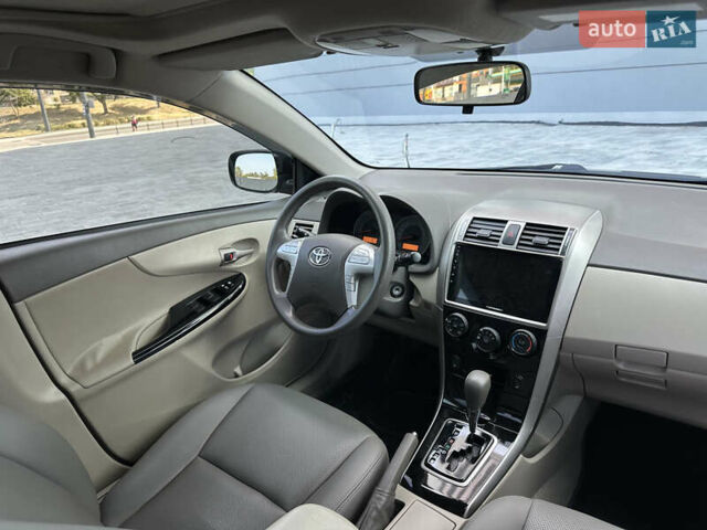 Черный Тойота Королла, объемом двигателя 1.6 л и пробегом 130 тыс. км за 9850 $, фото 26 на Automoto.ua