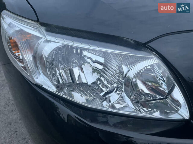 Черный Тойота Королла, объемом двигателя 1.3 л и пробегом 172 тыс. км за 5650 $, фото 28 на Automoto.ua