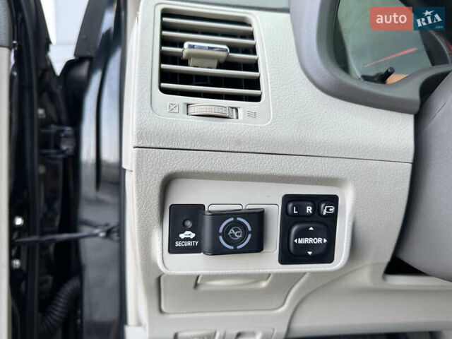 Черный Тойота Королла, объемом двигателя 1.6 л и пробегом 130 тыс. км за 9850 $, фото 18 на Automoto.ua