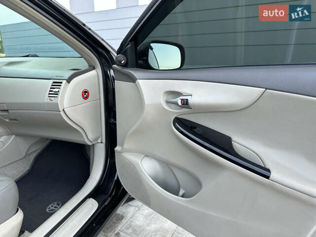 Черный Тойота Королла, объемом двигателя 1.6 л и пробегом 130 тыс. км за 9850 $, фото 29 на Automoto.ua