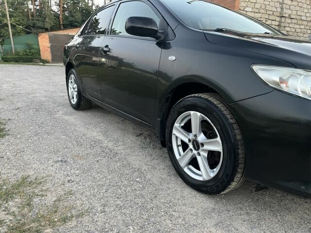 Чорний Тойота Королла, об'ємом двигуна 1.3 л та пробігом 172 тис. км за 5100 $, фото 2 на Automoto.ua