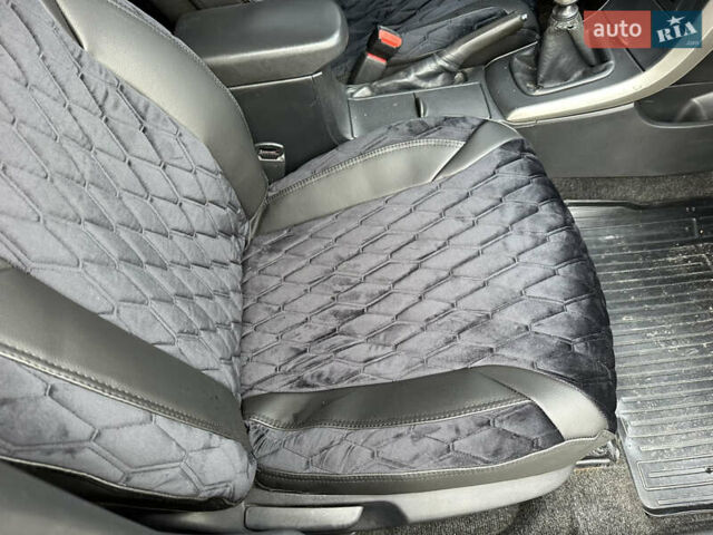 Черный Тойота Королла, объемом двигателя 1.33 л и пробегом 251 тыс. км за 5500 $, фото 10 на Automoto.ua