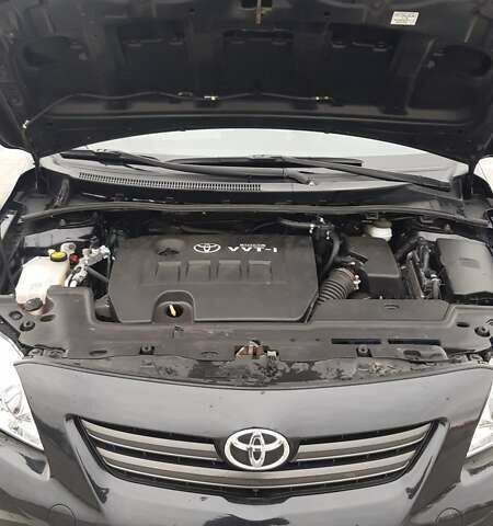 Черный Тойота Королла, объемом двигателя 1.6 л и пробегом 240 тыс. км за 8000 $, фото 10 на Automoto.ua