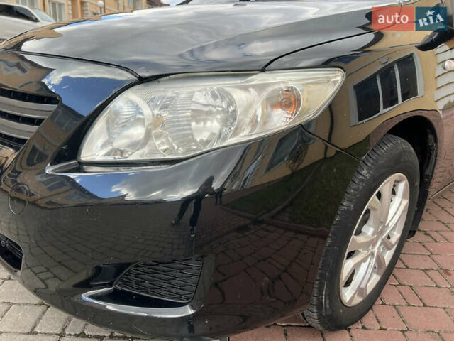 Черный Тойота Королла, объемом двигателя 1.3 л и пробегом 236 тыс. км за 4999 $, фото 3 на Automoto.ua