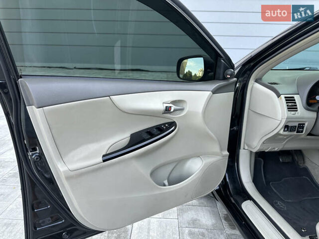 Черный Тойота Королла, объемом двигателя 1.6 л и пробегом 130 тыс. км за 9850 $, фото 14 на Automoto.ua
