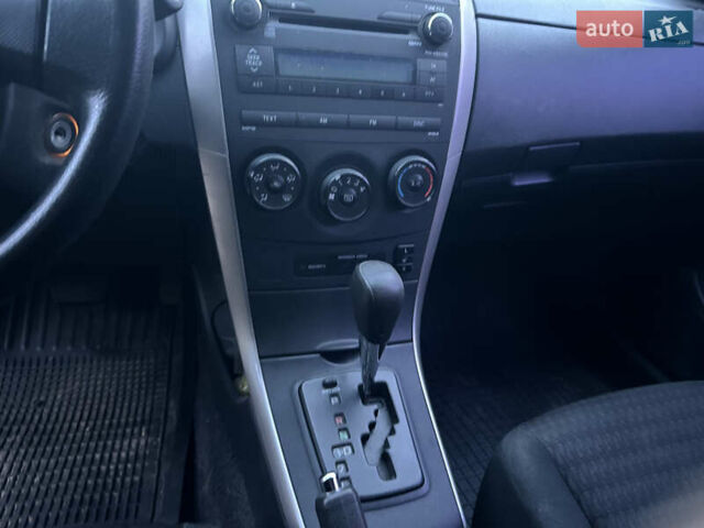 Черный Тойота Королла, объемом двигателя 1.6 л и пробегом 220 тыс. км за 5900 $, фото 18 на Automoto.ua