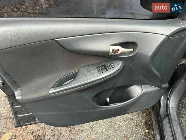 Черный Тойота Королла, объемом двигателя 1.33 л и пробегом 251 тыс. км за 5500 $, фото 13 на Automoto.ua