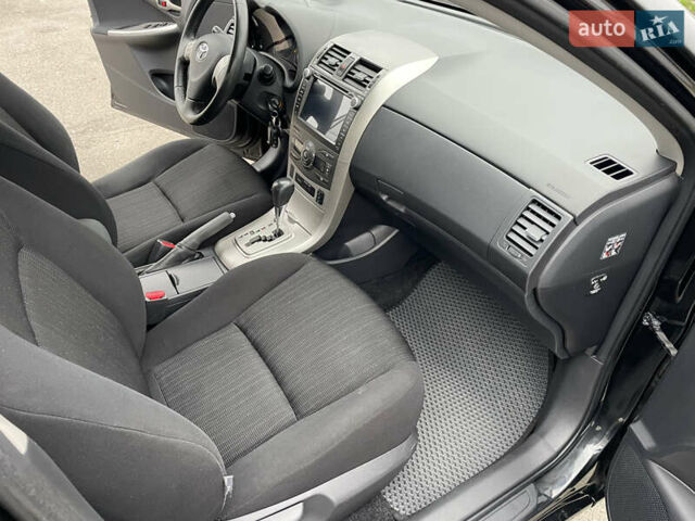 Черный Тойота Королла, объемом двигателя 1.6 л и пробегом 193 тыс. км за 8300 $, фото 12 на Automoto.ua
