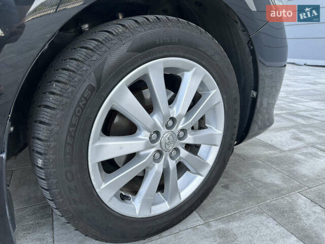 Черный Тойота Королла, объемом двигателя 1.6 л и пробегом 130 тыс. км за 9850 $, фото 2 на Automoto.ua