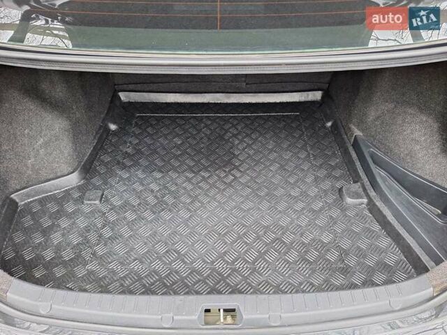 Черный Тойота Королла, объемом двигателя 1.33 л и пробегом 119 тыс. км за 8000 $, фото 9 на Automoto.ua