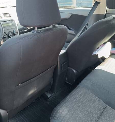 Черный Тойота Королла, объемом двигателя 1.33 л и пробегом 72 тыс. км за 8700 $, фото 9 на Automoto.ua