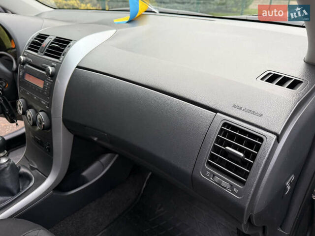 Черный Тойота Королла, объемом двигателя 1.4 л и пробегом 235 тыс. км за 7350 $, фото 23 на Automoto.ua