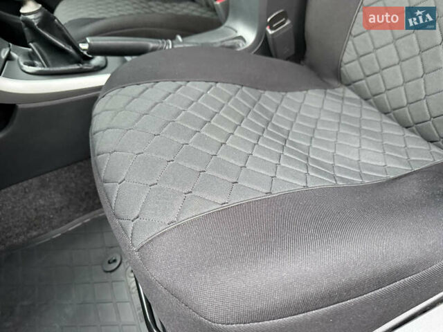 Черный Тойота Королла, объемом двигателя 1.4 л и пробегом 235 тыс. км за 7350 $, фото 15 на Automoto.ua