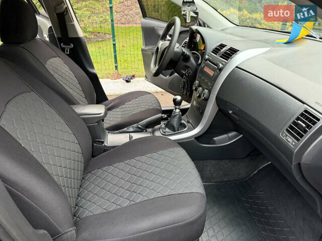 Черный Тойота Королла, объемом двигателя 1.4 л и пробегом 235 тыс. км за 7350 $, фото 22 на Automoto.ua