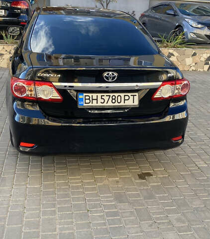 Черный Тойота Королла, объемом двигателя 1.8 л и пробегом 299 тыс. км за 10500 $, фото 3 на Automoto.ua