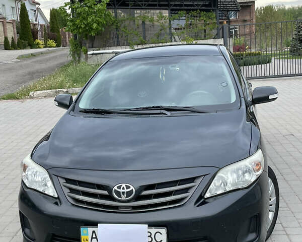 Чорний Тойота Королла, об'ємом двигуна 1.6 л та пробігом 250 тис. км за 8500 $, фото 18 на Automoto.ua