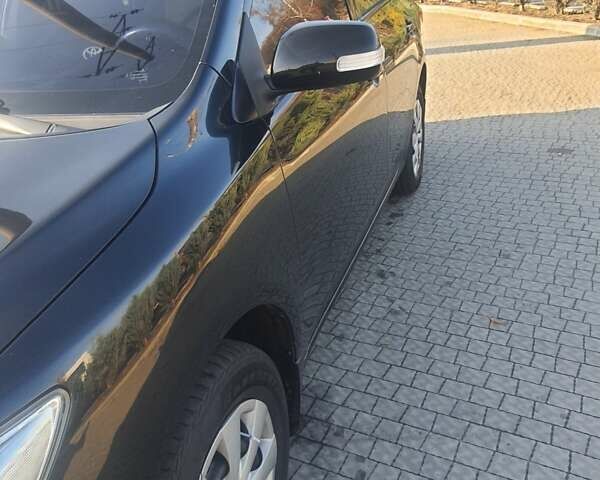 Черный Тойота Королла, объемом двигателя 1.33 л и пробегом 176 тыс. км за 8500 $, фото 5 на Automoto.ua