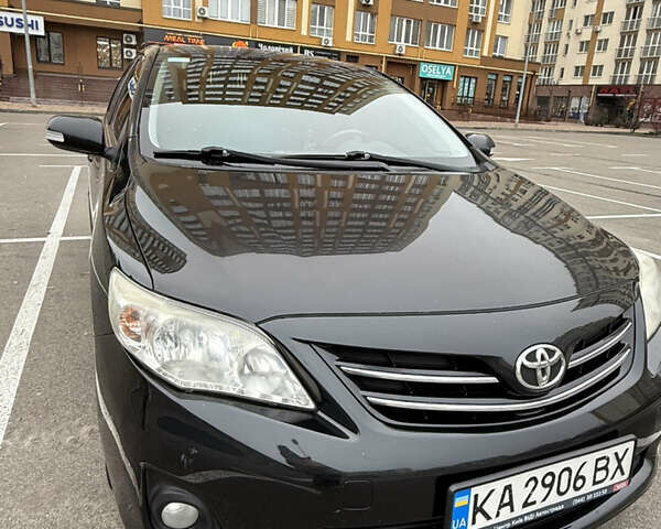 Черный Тойота Королла, объемом двигателя 1.6 л и пробегом 245 тыс. км за 8200 $, фото 1 на Automoto.ua