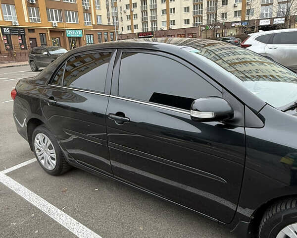 Черный Тойота Королла, объемом двигателя 1.6 л и пробегом 245 тыс. км за 8200 $, фото 3 на Automoto.ua